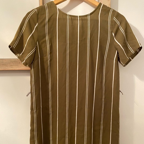 Stripped dress - Picture 3 of 8